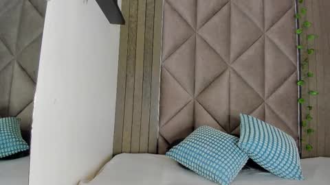 B R I A  online show from March 2, 1:19 am