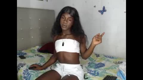 Snapshot of briahana_doll chatting on December 22, 6:49 am briahana_doll online show from December 22, 6:49 am
