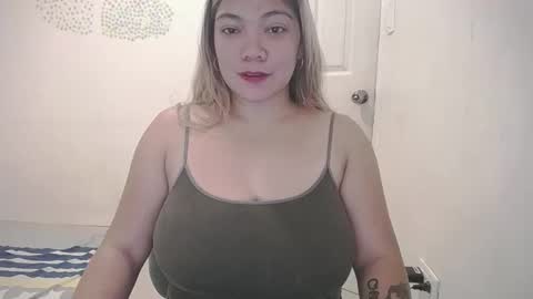 Snapshot of briana_lovexx chatting on February 16, 12:51 am Briana online show from February 16, 12:51 am