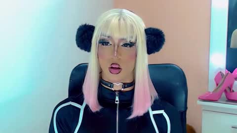 BRIANA online show from November 10, 8:41 pm