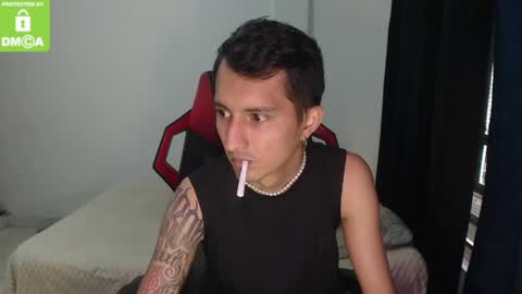 Snapshot of brianbigcock777 chatting on March 29, 10:54 pm brian ruiz online show from March 29, 10:54 pm