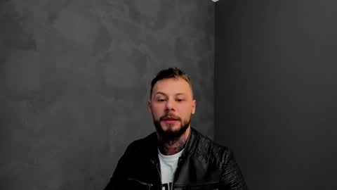 Brian online show from December 5, 6:43 am