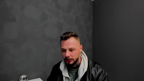 Brian online show from December 20, 7:12 am