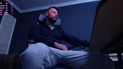 Brian online show from September 25, 6:06 am