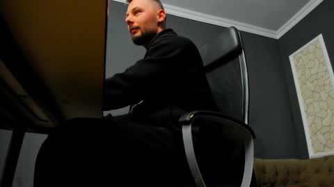 Brian online show from March 3, 5:57 am