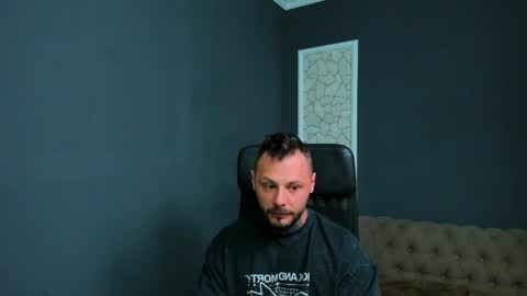 Brian online show from May 17, 4:21 am