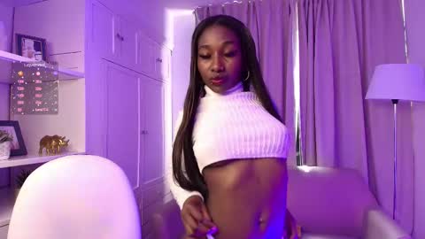 brianna_styles online show from September 22, 1:35 pm