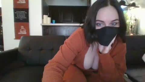 Snapshot of briannabills chatting on February 11, 9:46 pm Brianna Bills online show from February 11, 9:46 pm