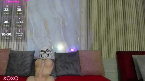 Snapshot of briannachelsea chatting on October 27, 12:09 pm Brianna Chelsea online show from October 27, 12:09 pm