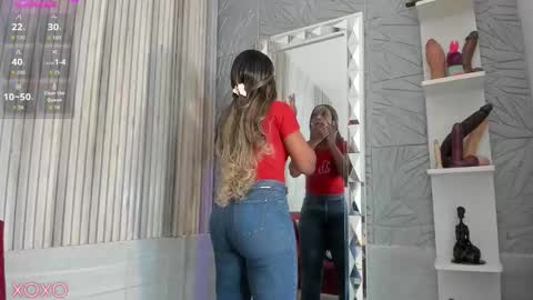 Snapshot of briannachelsea chatting on March 2, 12:01 pm Brianna Chelsea online show from March 2, 12:01 pm