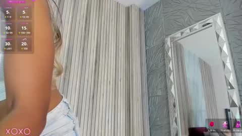 Snapshot of briannachelsea chatting on March 4, 11:27 am Brianna Chelsea online show from March 4, 11:27 am