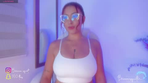 Snapshot of briannasquirter_ chatting on March 30, 11:17 pm Brianna online show from March 30, 11:17 pm