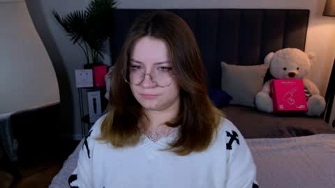 briarwynn online show from April 2, 12:19 am