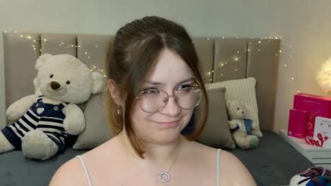 briarwynn online show from May 19, 10:27 pm