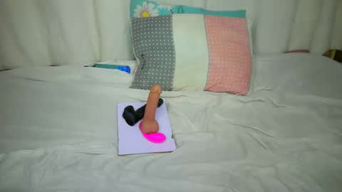 brickynummy online show from June 6, 10:53 am