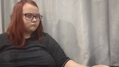 Snapshot of bridget_julianne chatting on December 20, 6:02 pm Bridget Julianne online show from December 20, 6:02 pm