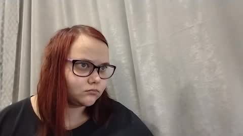 Snapshot of bridget_julianne chatting on January 4, 8:27 pm Bridget Julianne online show from January 4, 8:27 pm
