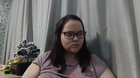 Snapshot of bridget_julianne chatting on February 5, 9:50 pm Bridget Julianne online show from February 5, 9:50 pm