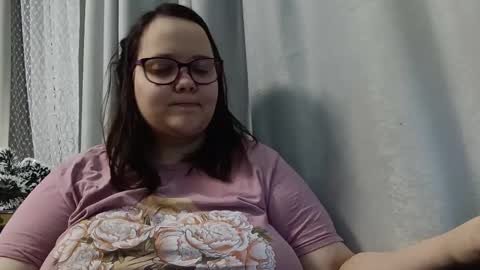Snapshot of bridget_julianne chatting on February 6, 8:02 pm Bridget Julianne online show from February 6, 8:02 pm