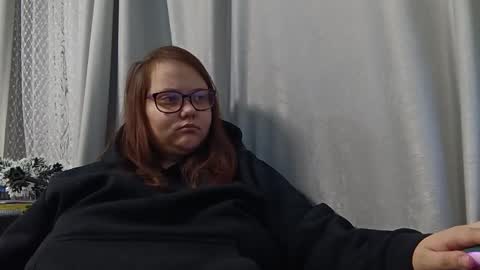 Snapshot of bridget_julianne chatting on March 7, 4:44 pm Bridget Julianne online show from March 7, 4:44 pm
