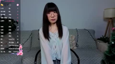 Snapshot of bridgetbottrell chatting on January 16, 1:09 am Hanna online show from January 16, 1:09 am