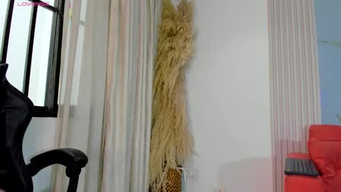    online show from October 8, 12:14 pm