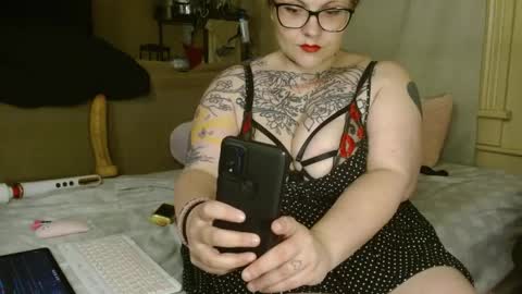 Snapshot of briebaby88 chatting on May 13, 2:09 am Leela Marie xo online show from May 13, 2:09 am
