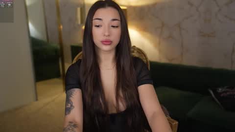 Diamonds Girls online show from November 12, 8:48 am