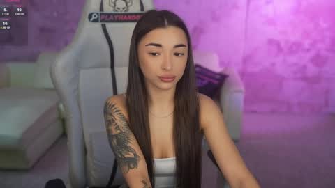 Diamonds Girls online show from May 8, 7:46 am