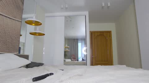 Amina Adelina online show from January 15, 4:57 am