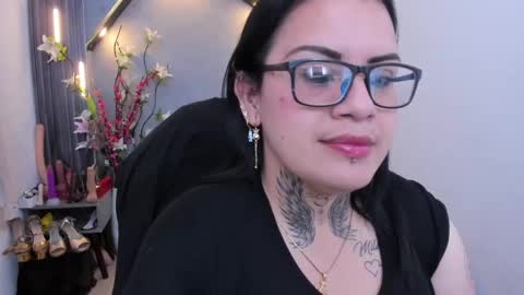 BRIGITTE online show from April 28, 1:48 am