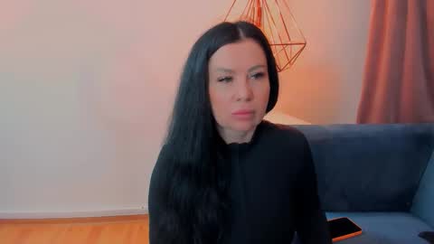 brilliantegirl_ online show from March 29, 7:08 am