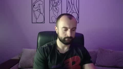 brindlefly69 online show from October 10, 11:09 am