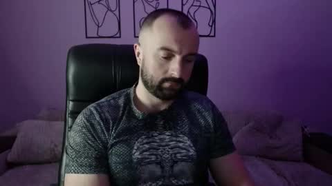 brindlefly69 online show from March 24, 11:26 am