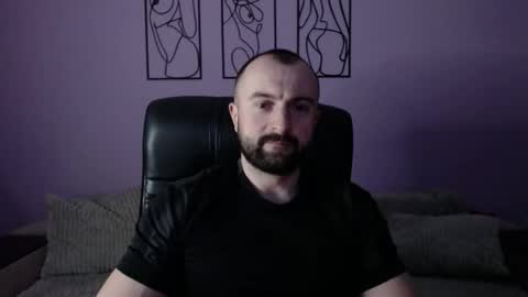 brindlefly69 online show from March 28, 12:05 pm