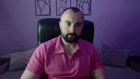 brindlefly69 online show from April 25, 10:29 am