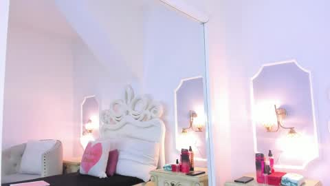 briny saez online show from April 26, 7:33 pm