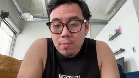 briole online show from February 12, 5:19 pm