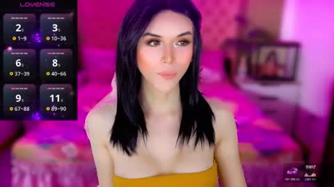 brionatop online show from November 27, 11:40 pm