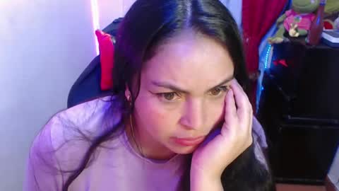 scarleth    follow mee 3 kis online show from February 3, 6:02 am