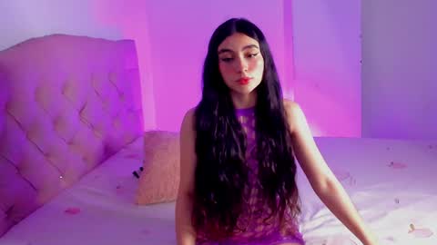 britany lenox online show from December 9, 6:12 am