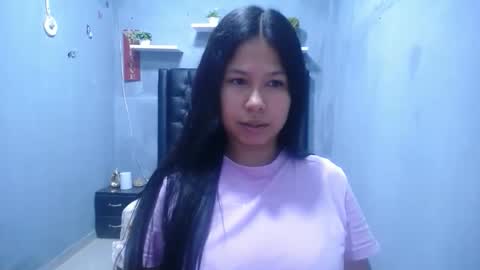 britanyx1 online show from March 18, 4:10 pm