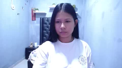 britanyx1 online show from May 19, 2:01 pm