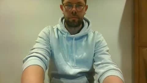 Snapshot of britguy6985 chatting on September 15, 10:43 pm britguy6985 online show from September 15, 10:43 pm