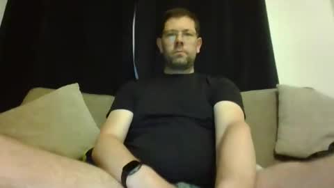britguy6985 online show from May 16, 7:01 pm