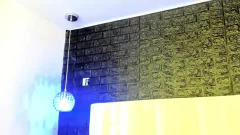 Snapshot of brithanyadams chatting on March 16, 3:01 am brithanyadams online show from March 16, 3:01 am