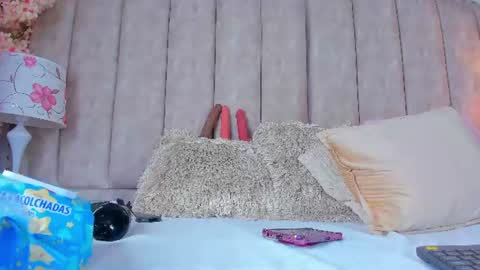 Snapshot of brithanyparker_ chatting on July 7, 7:23 am brithanyparker_ online show from July 7, 7:23 am