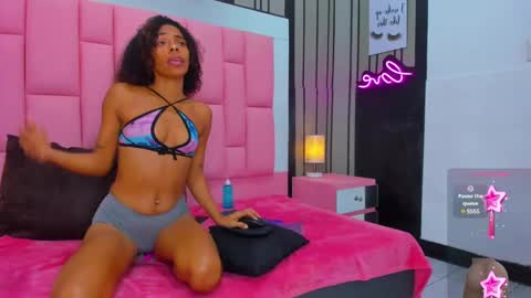 brithanyslim online show from January 11, 7:05 pm