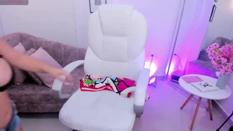 Brith online show from October 4, 6:39 pm