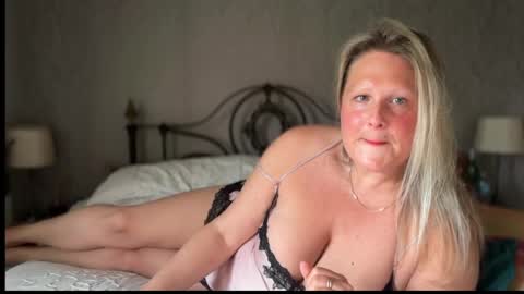 British Bella online show from May 14, 6:31 am